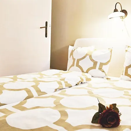 Budaspice At Gellert - Aircon & Free Parking * Budapest