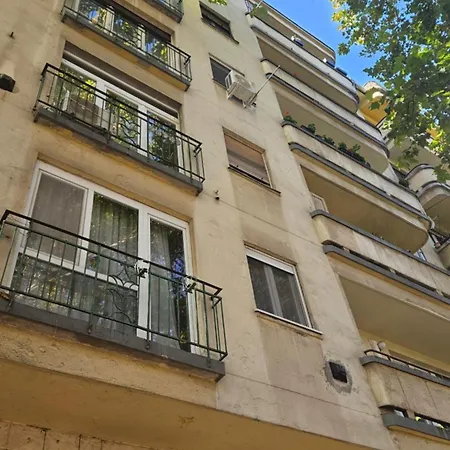 Budaspice At Gellert - Aircon & Free Parking Апартаменты Будапешт